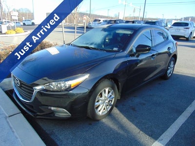 2017 Mazda Mazda3 5-Door Sport