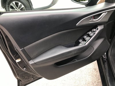 2017 Mazda Mazda3 5-Door Sport