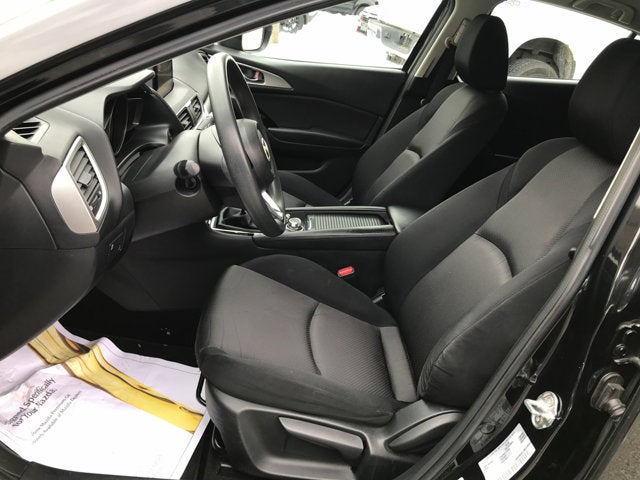 2017 Mazda Mazda3 5-Door Sport