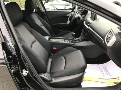 2017 Mazda Mazda3 5-Door Sport