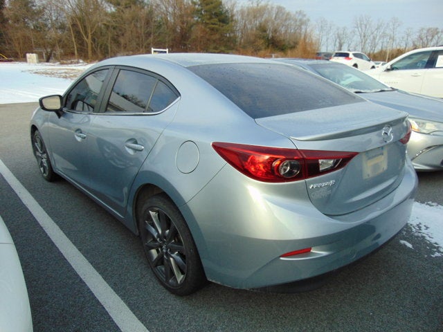 2018 Mazda Mazda3 4-Door Touring