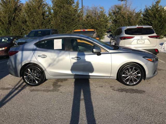 2018 Mazda Mazda3 4-Door Touring