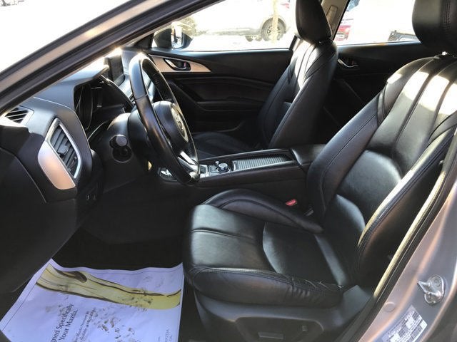 2018 Mazda Mazda3 4-Door Touring