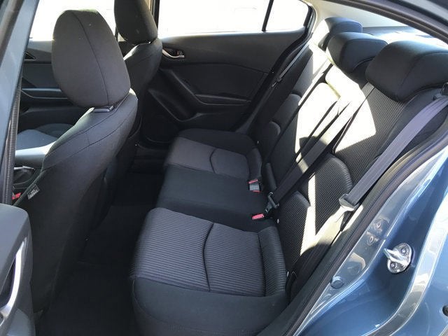 2016 Mazda Mazda3 i Touring