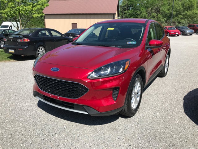 2020 Ford Escape SE