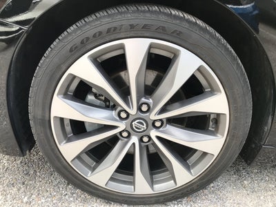 2020 Nissan Maxima Platinum