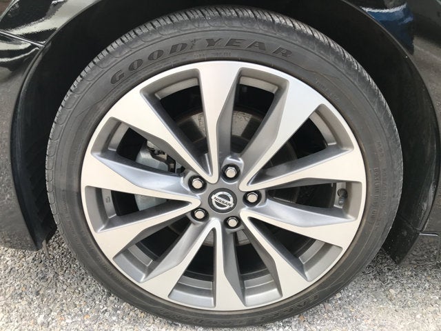 2020 Nissan Maxima Platinum