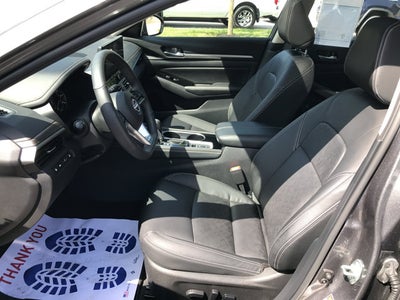 2025 Nissan Altima SL