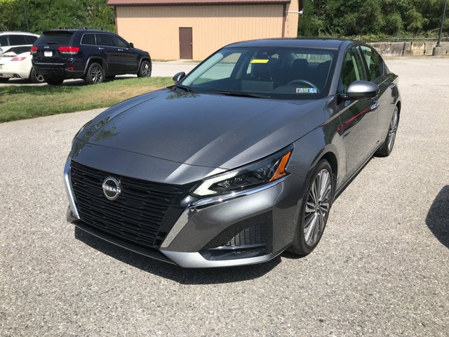 2025 Nissan Altima SL
