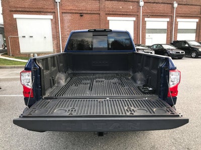 2020 Nissan Titan SV