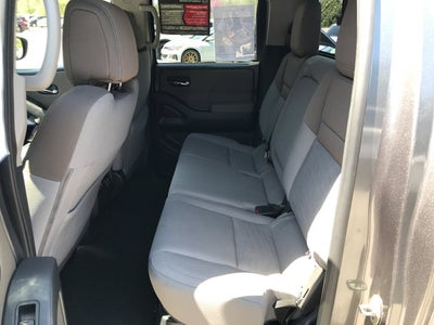 2022 Nissan Frontier SV