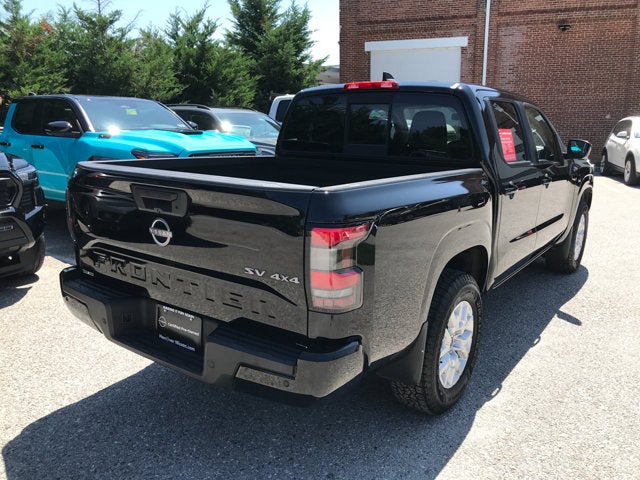 2022 Nissan Frontier SV