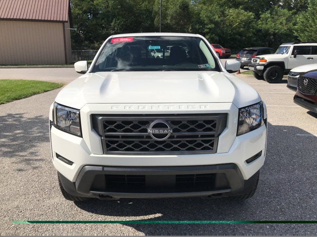 2022 Nissan Frontier SV