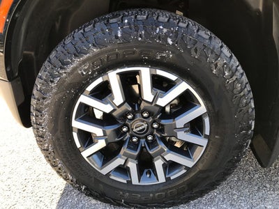 2024 Nissan Frontier SL