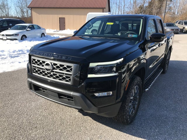 2024 Nissan Frontier SL