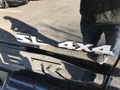 2024 Nissan Frontier SL