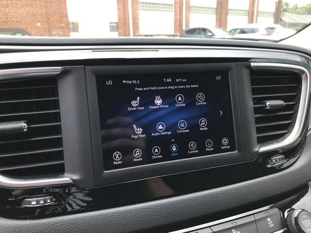 2020 Chrysler Pacifica Touring L