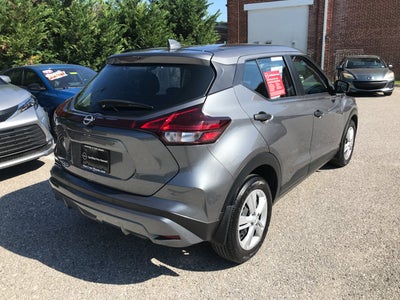 2025 Nissan Kicks Play S