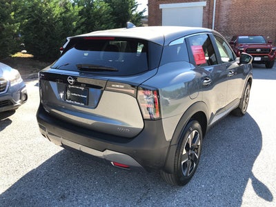 2025 Nissan Kicks SV