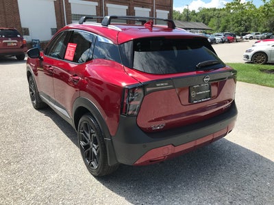2025 Nissan Kicks SR