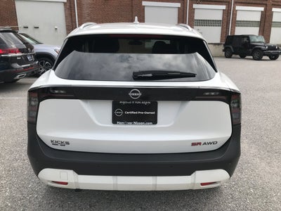 2025 Nissan Kicks SR