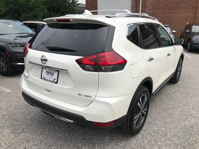 2017 Nissan Rogue SL