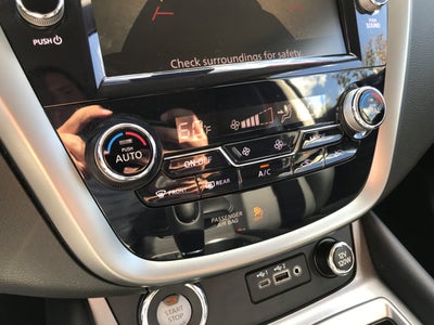 2023 Nissan Murano SV