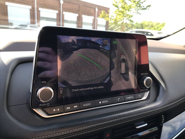 2022 Nissan Rogue SL