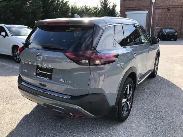 2022 Nissan Rogue SL