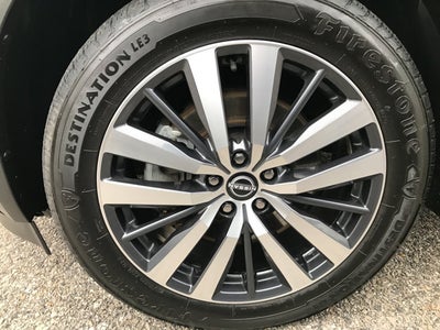 2022 Nissan Pathfinder Platinum