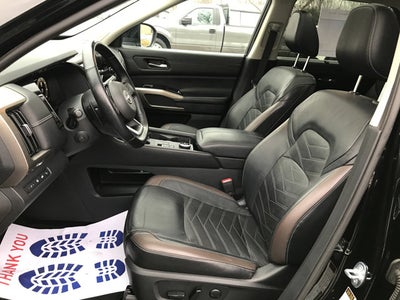 2022 Nissan Pathfinder Platinum