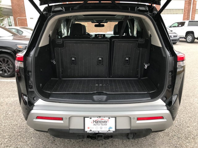 2022 Nissan Pathfinder Platinum