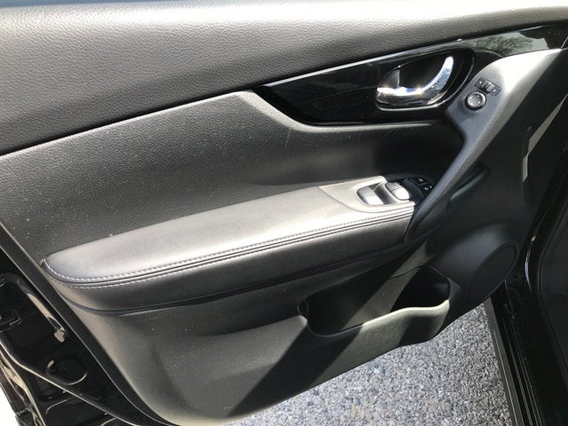 2021 Nissan Rogue Sport SV