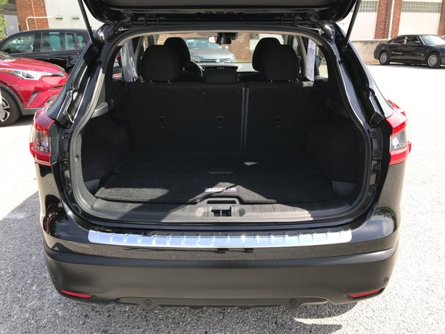 2021 Nissan Rogue Sport SV