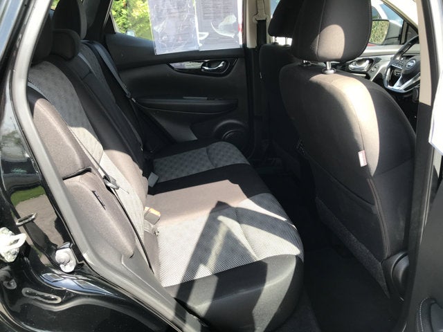 2021 Nissan Rogue Sport SV