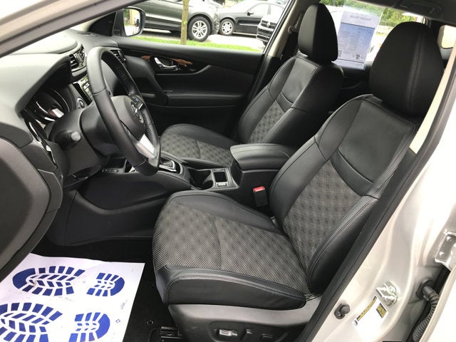 2022 Nissan Rogue Sport SV