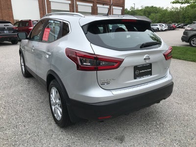 2022 Nissan Rogue Sport SV