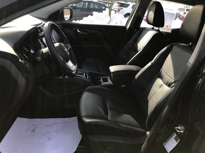 2022 Nissan Rogue Sport SL