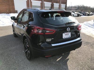 2022 Nissan Rogue Sport SL