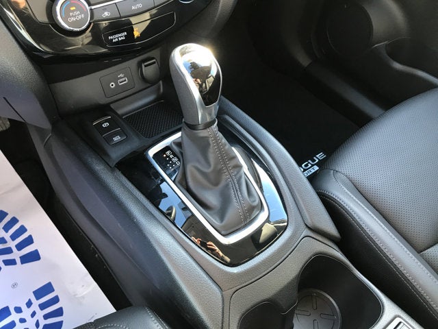 2022 Nissan Rogue Sport SL