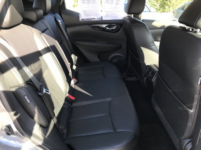 2022 Nissan Rogue Sport SL