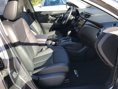 2022 Nissan Rogue Sport SL