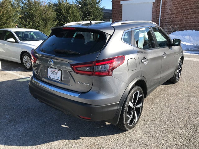 2022 Nissan Rogue Sport SL
