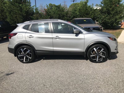 2022 Nissan Rogue Sport SL