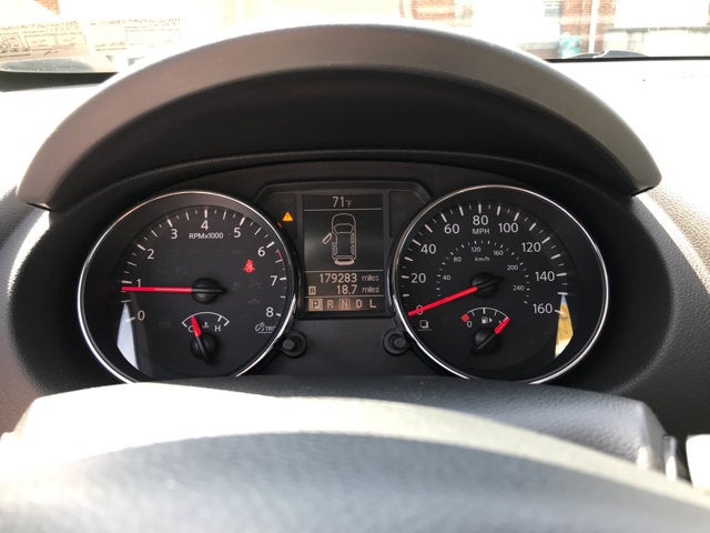 2011 Nissan Rogue SV