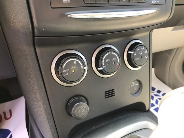 2011 Nissan Rogue SV