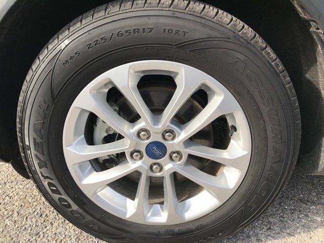 2022 Ford Escape SE Hybrid