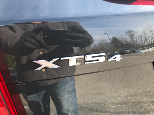 2016 Cadillac XTS Luxury Collection