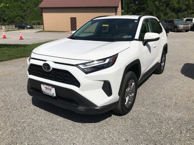 2025 Toyota RAV4 XLE