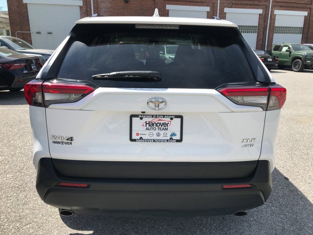 2025 Toyota RAV4 XLE